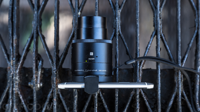 Illustration for article titled Sony QX100 Review: Glorious Photos, Painful Package
